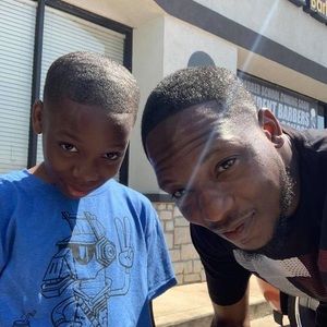 Meet your Posher, Leon